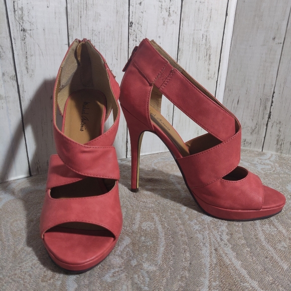 Michael Antonio Shoes - Michael Antonio  Womens sz 10 leather high heels